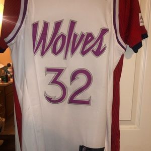 KARL ANTHONY TOWNS MINNESOTA TIMBERWOLVES JERSEY